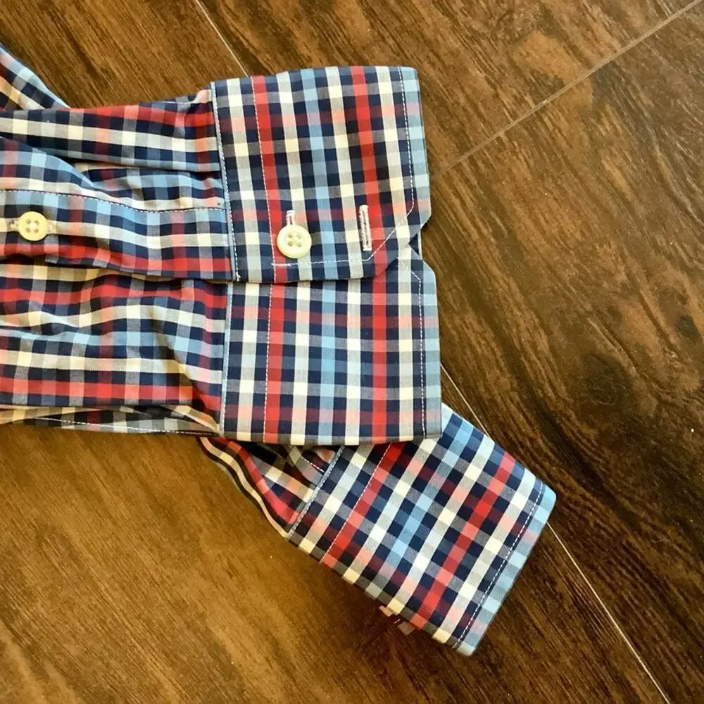 Banana Republic Non-Iron Slim Fit Button Down - Picture 4 of 6